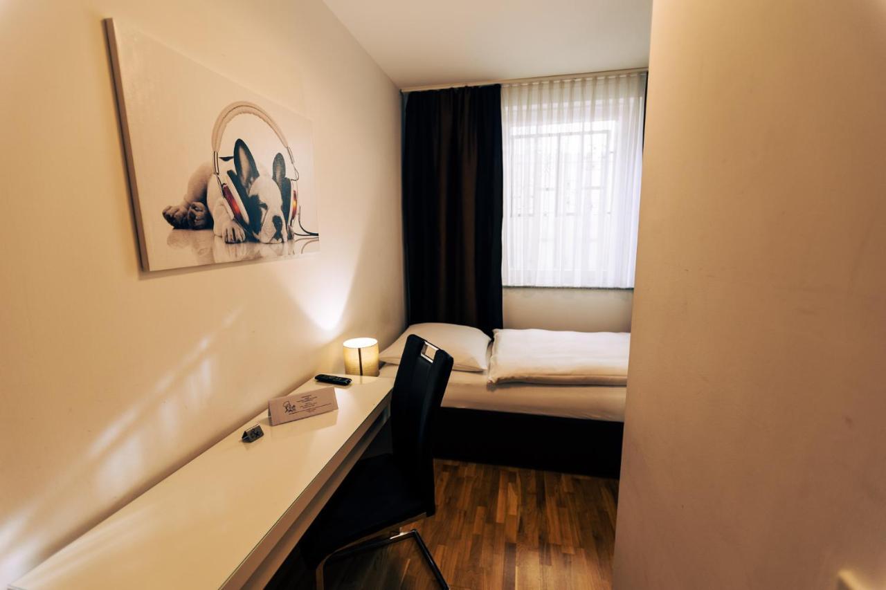 Hotel Restaurant Zagreb Cologne Extérieur photo