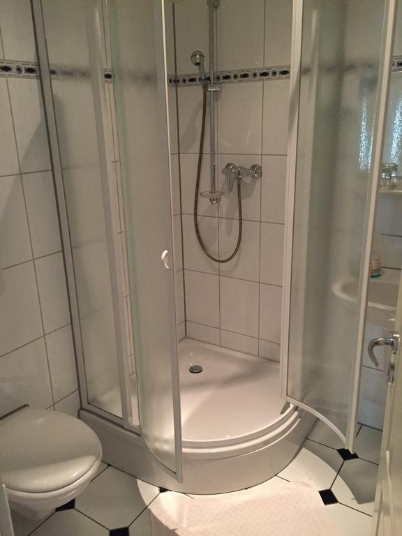 Hotel Restaurant Zagreb Cologne Chambre photo